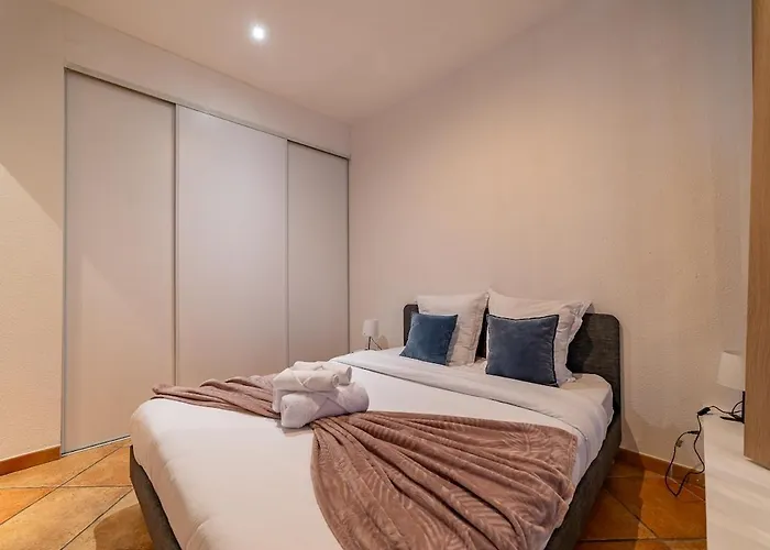 Apartment La Arena, Coeur De Nimes